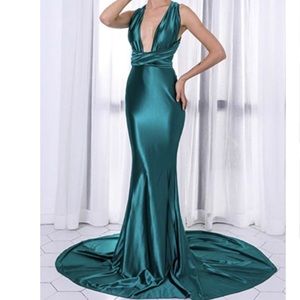 🆕 (S) GREEN DRESS 👗